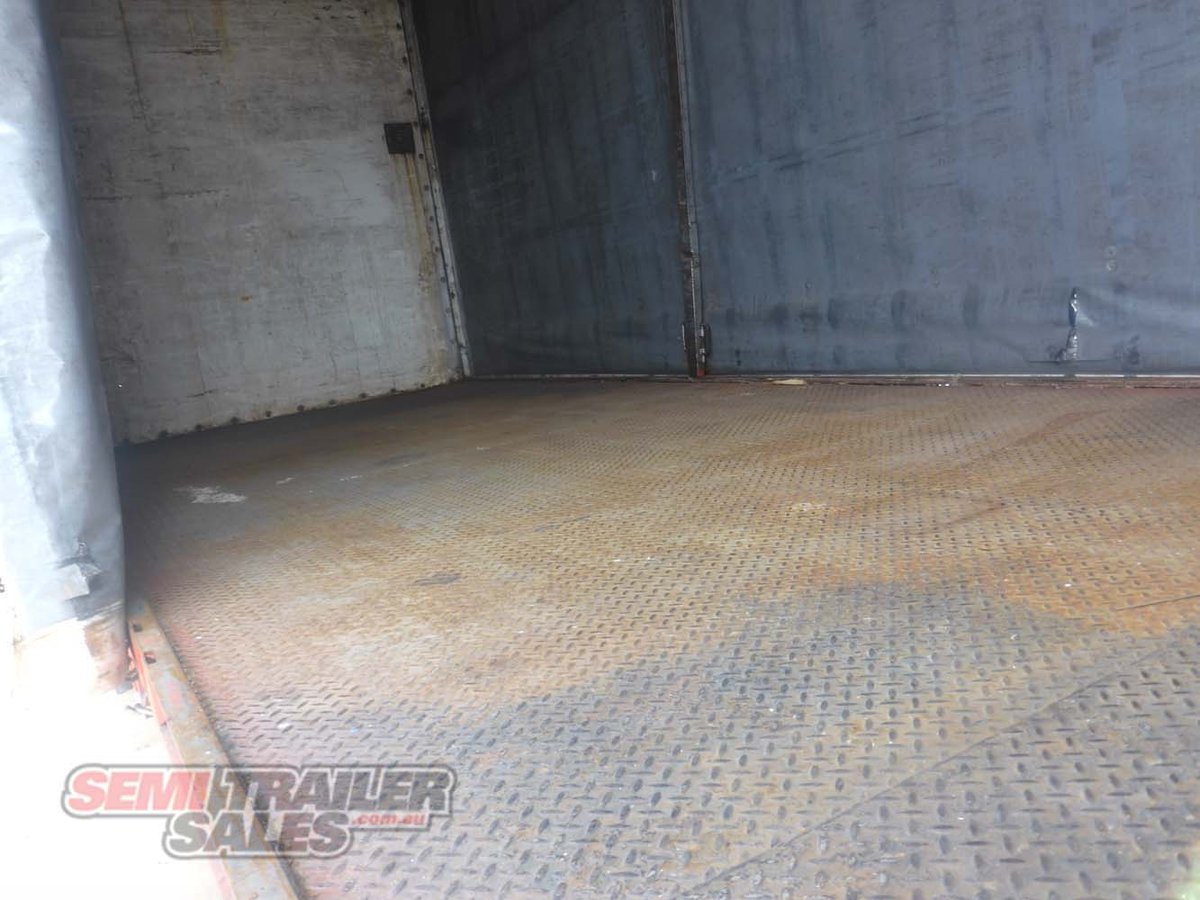 12/2004 VAWDREY 10 PALLET REFRIGERATED CURTAINSIDER A TRAILER