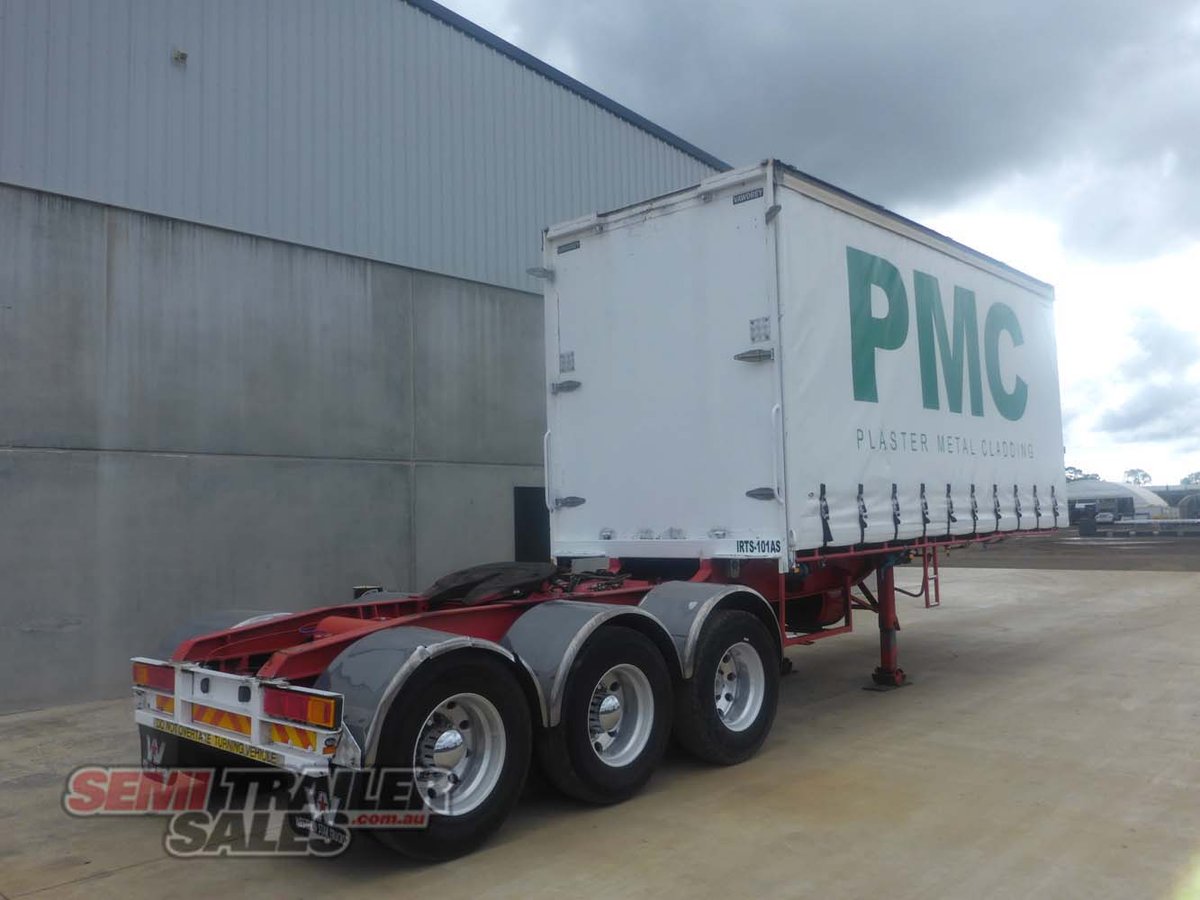 12/2004 VAWDREY 10 PALLET REFRIGERATED CURTAINSIDER A TRAILER