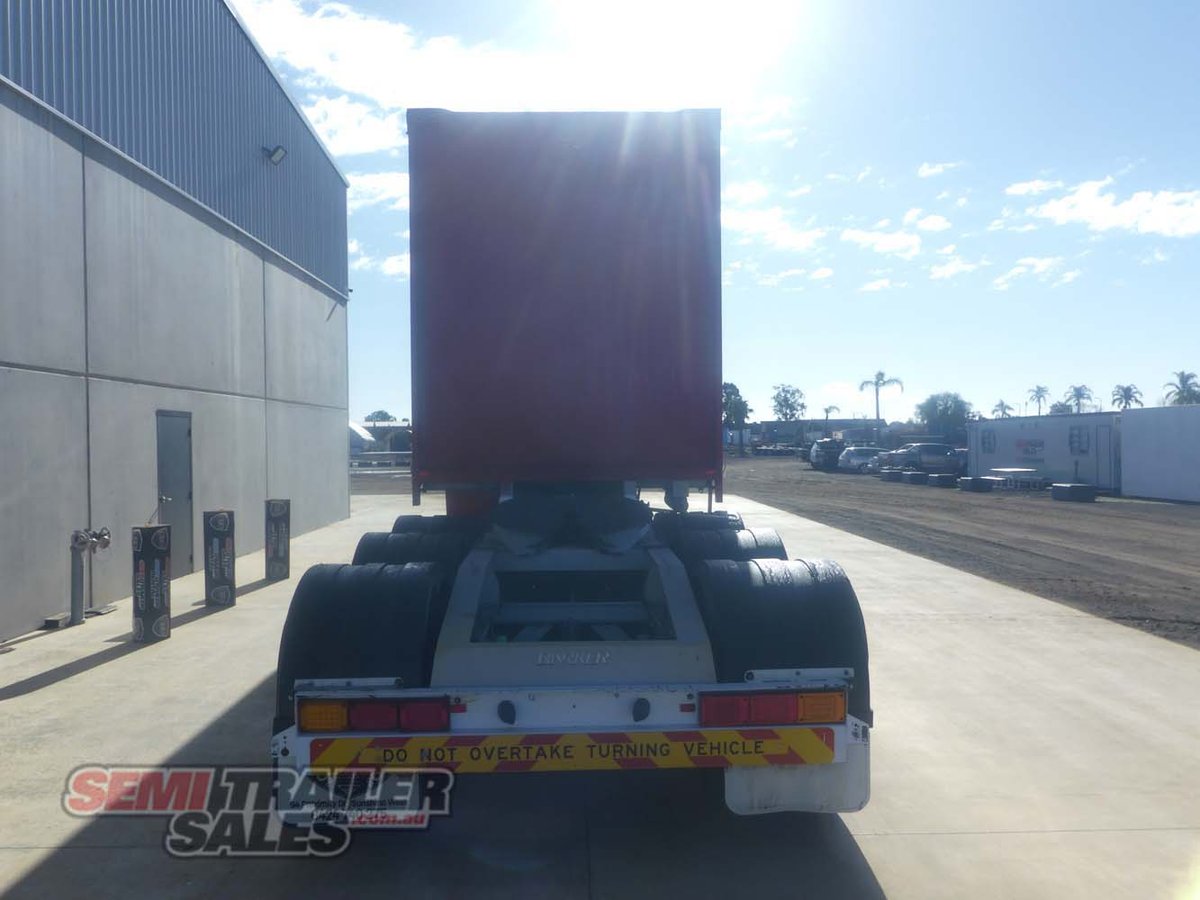 03/2008 BARKER 12 PALLET CURTAINSIDER A TRAILER