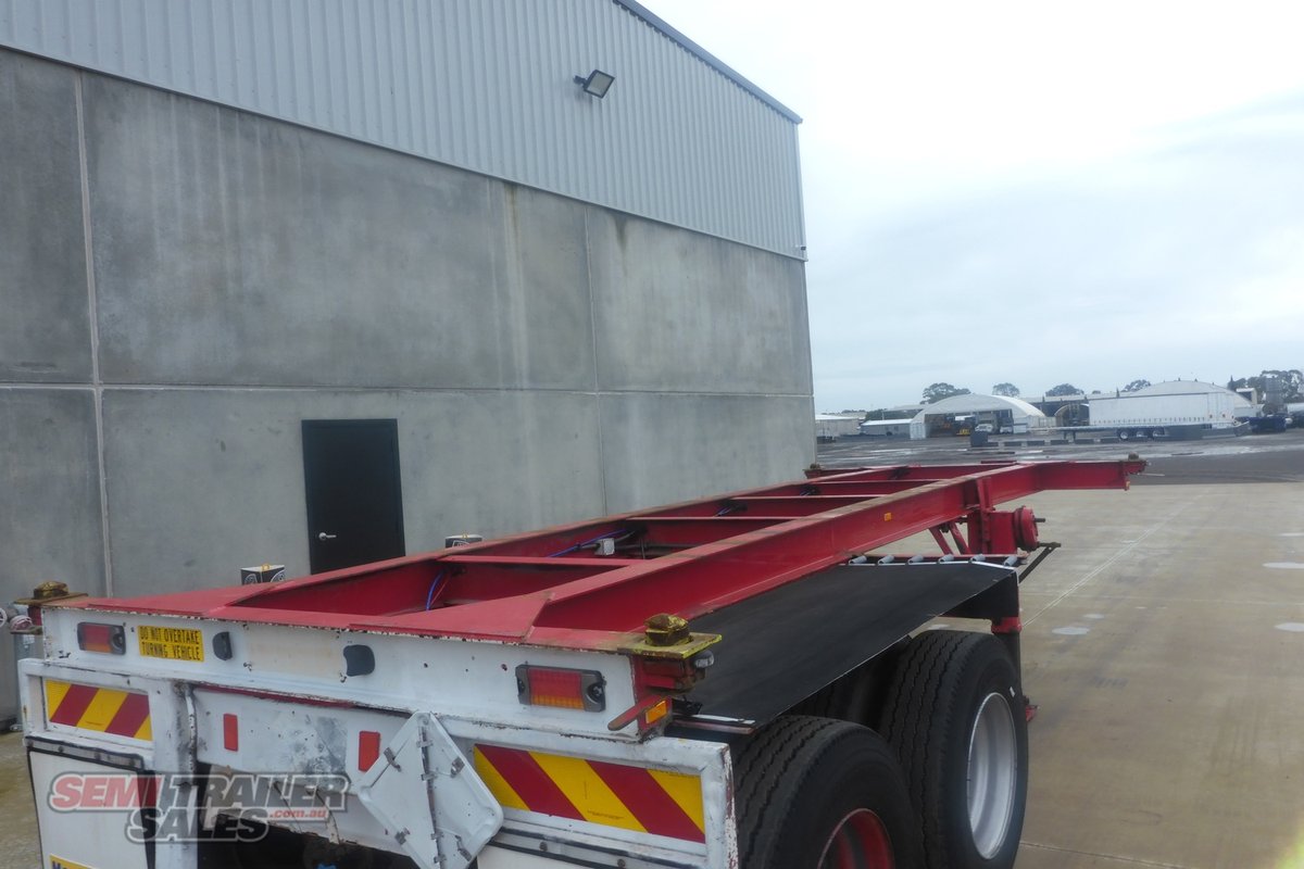 12/1987 FRUEHAUF 20FT SKEL TRAILER