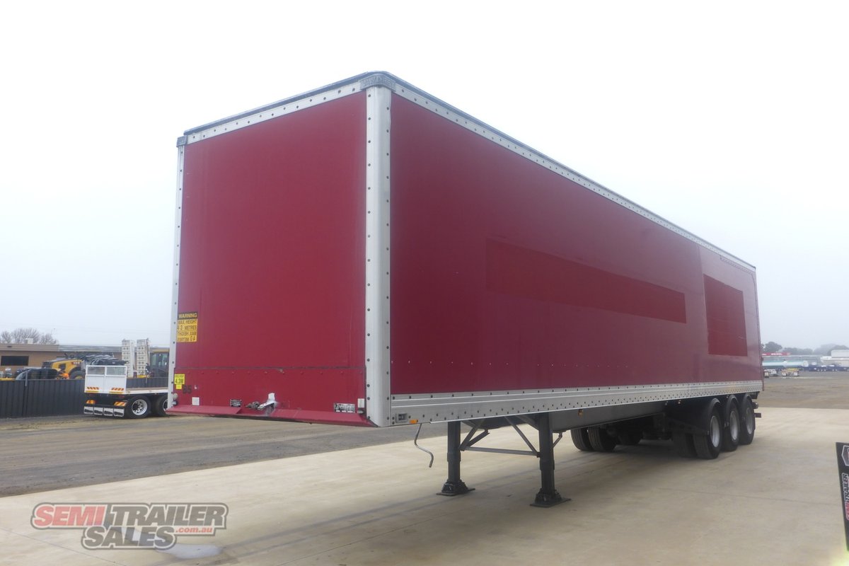 10/2006 VAWDREY 22 PALLET PANTECH WITH REAR TAILGATE