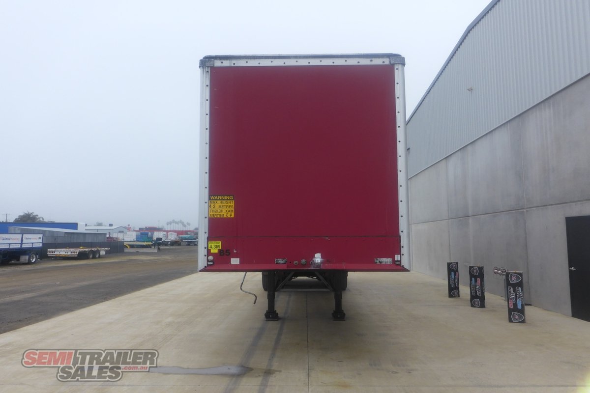 10/2006 VAWDREY 22 PALLET PANTECH WITH REAR TAILGATE