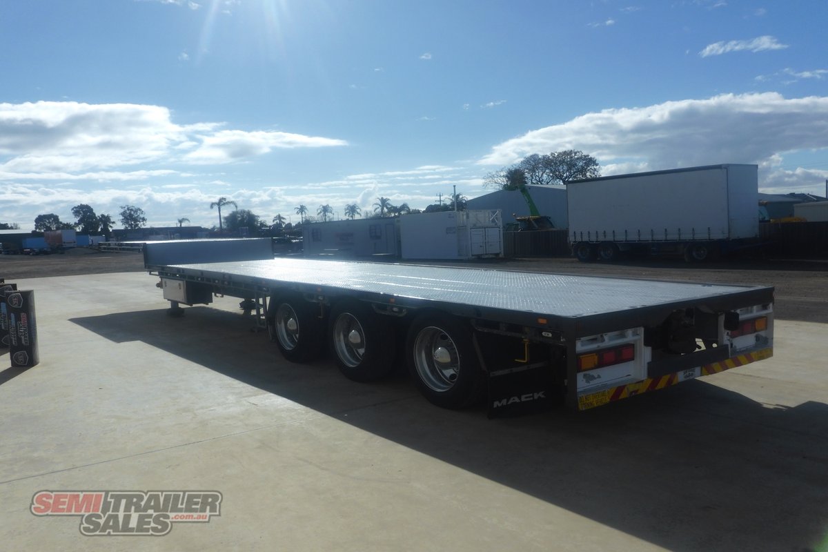 03/2016 CIMC 22 PALLET DROPDECK TRAILER WITH CONTAINER PINS
