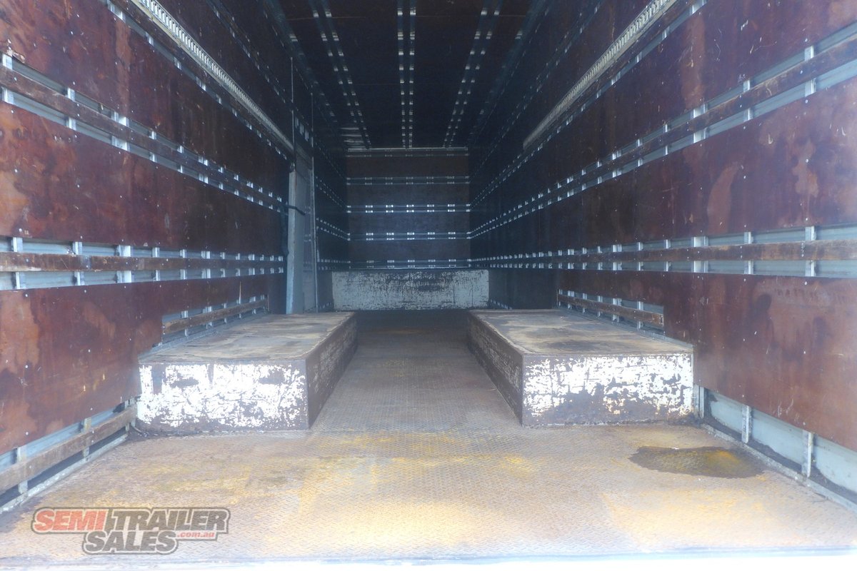 12/1989 LUCAR DROPDECK FURNITURE PANTECH