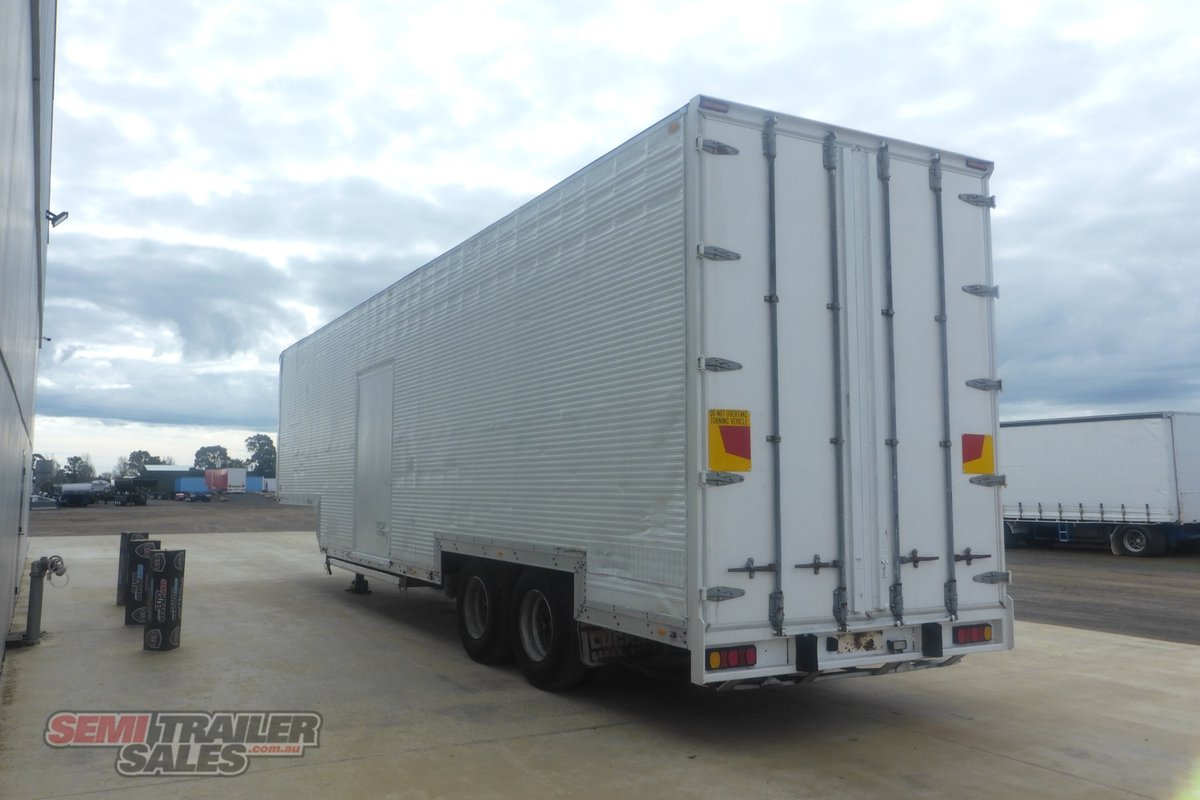 12/1989 LUCAR DROPDECK FURNITURE PANTECH