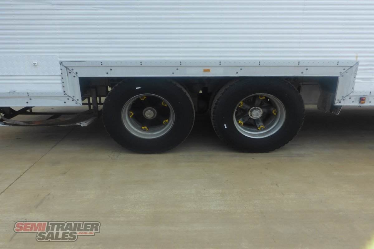 12/1989 LUCAR DROPDECK FURNITURE PANTECH
