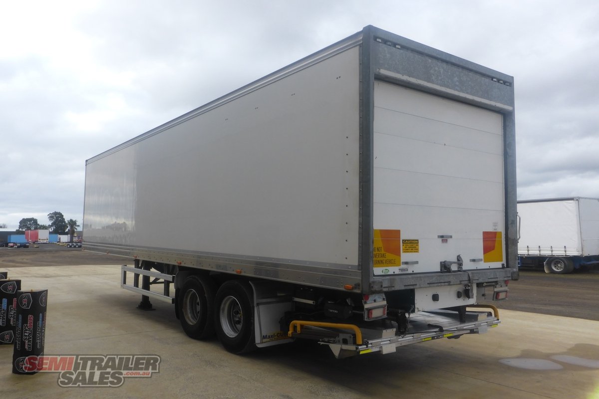 07/2015 MAXITRANS 16 PALLET REFRIGERATED PANTECH WITH TAILGATE LOADERTRAILER