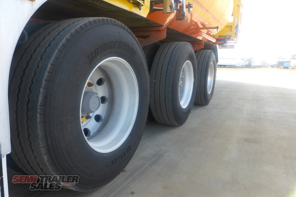 09/2015 JAMIESON BOOMER BULK TANKER TRAILER