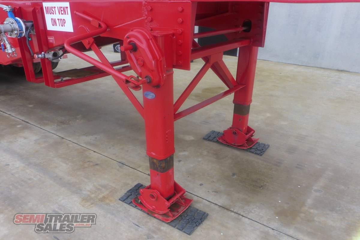 12/1996 TIEMAN TANKER B DOUBLE SET