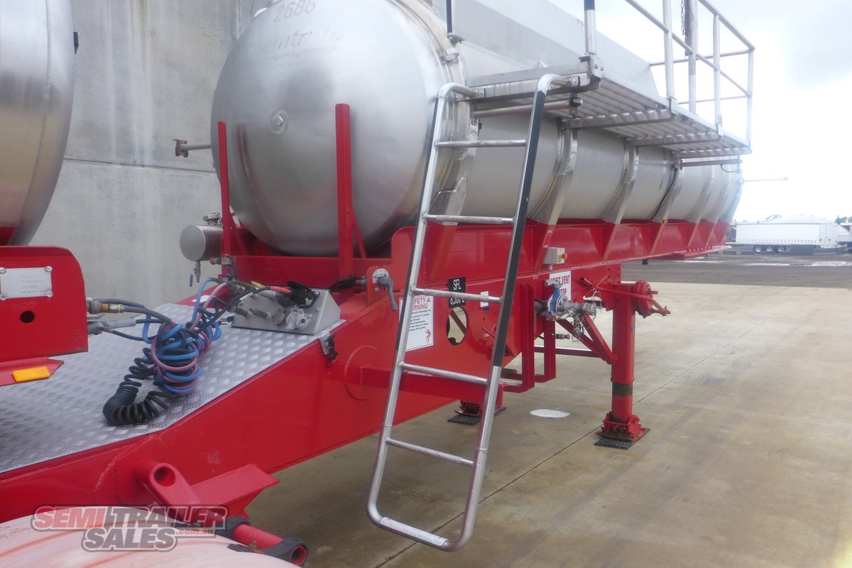 12/1996 TIEMAN TANKER B DOUBLE SET