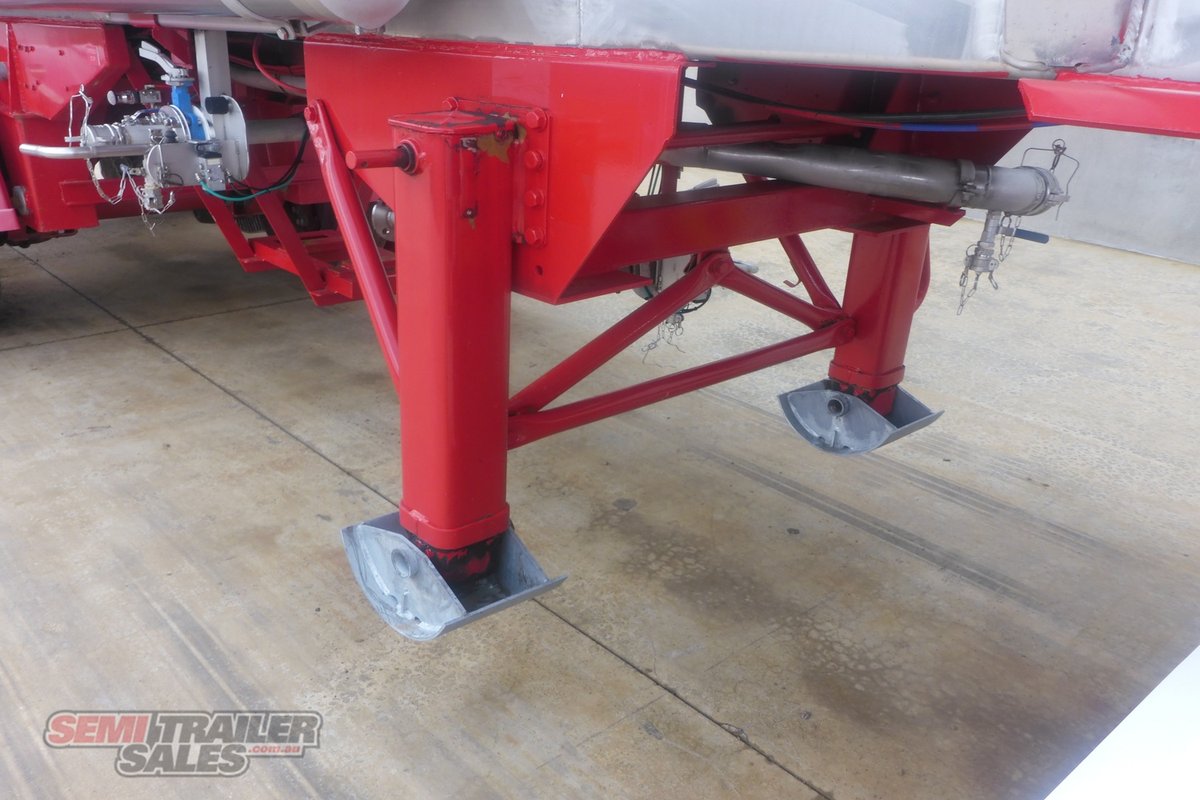 12/2001 TIEMAN 19M TANKER B DOUBLE SET