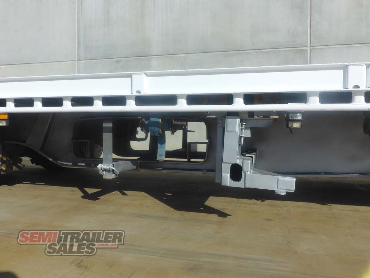 MAXITRANS DROP DECK TRAILER