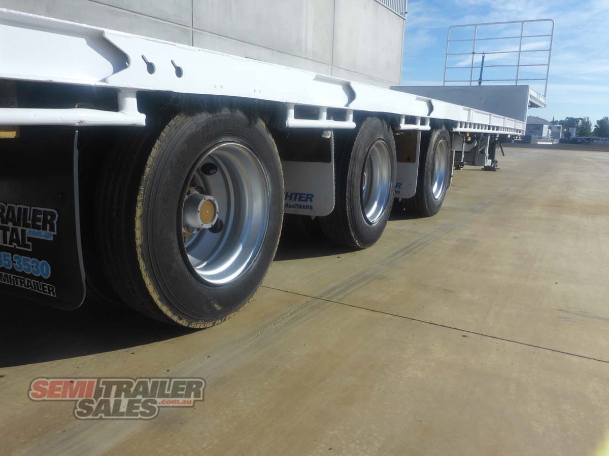 MAXITRANS DROP DECK TRAILER