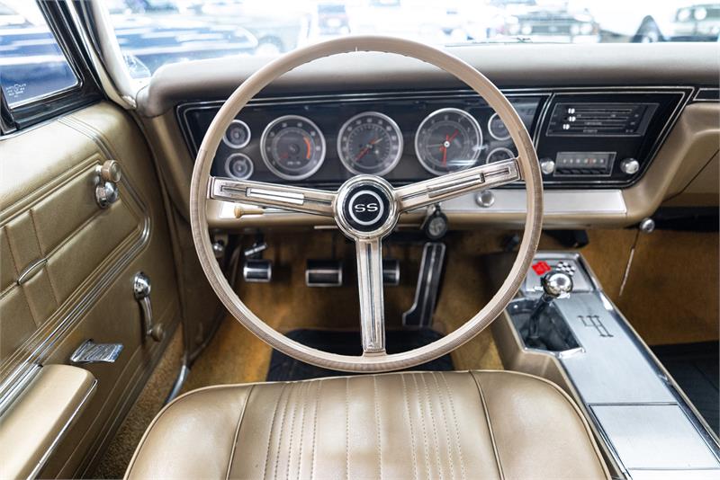 1967 CHEVROLET IMPALA SS 4 SP MANUAL COUPE