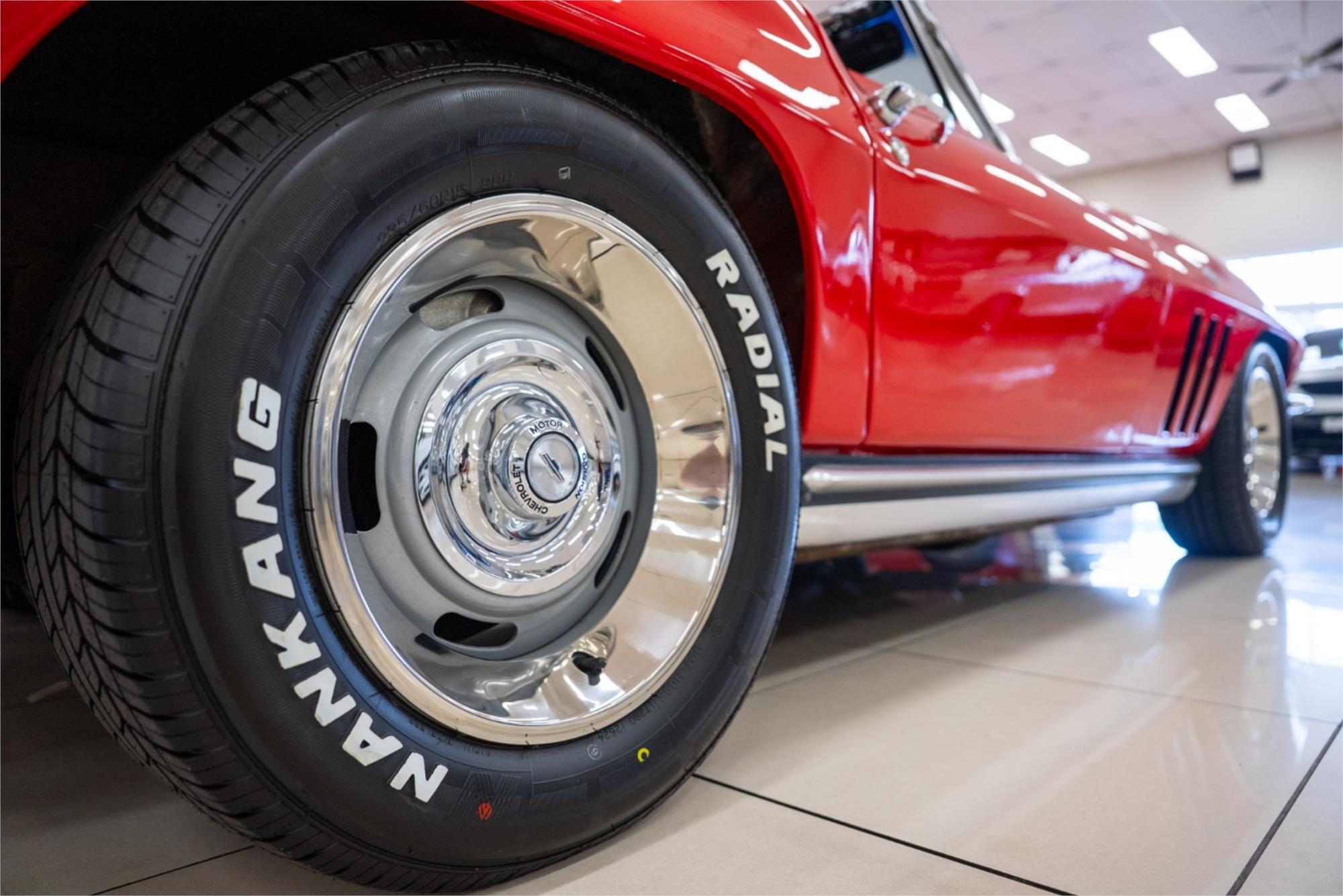1966 CHEVROLET CORVETTE STINGRAY 4 SP MANUAL 2D ROADSTER