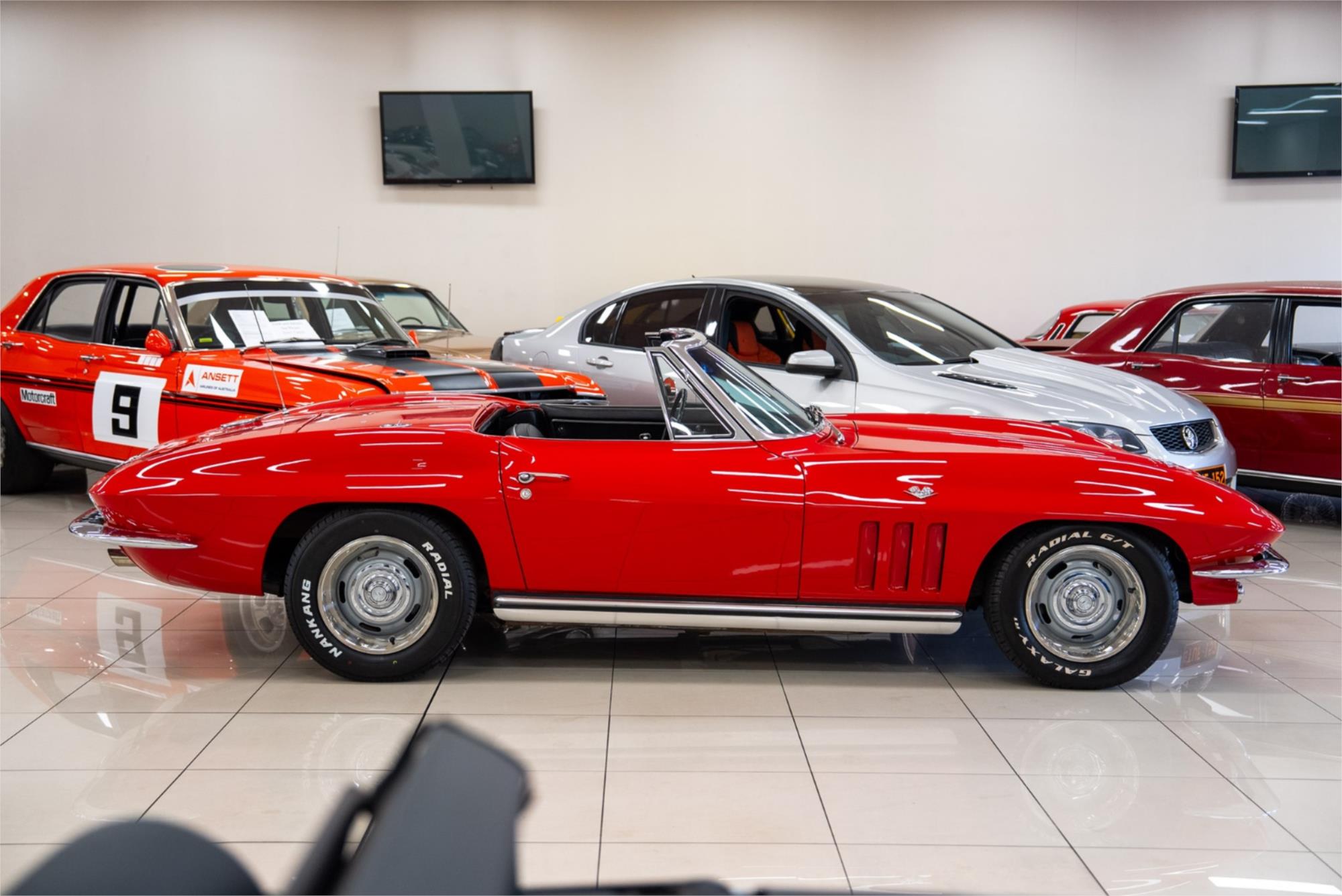 1966 CHEVROLET CORVETTE STINGRAY 4 SP MANUAL 2D ROADSTER