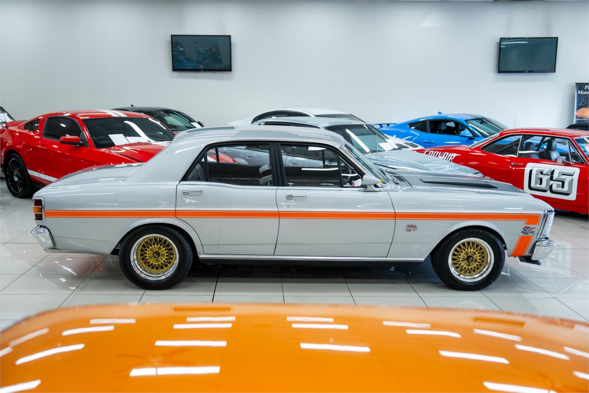 1969 FORD FALCON XW 500 3 SP MANUAL 4D SEDAN