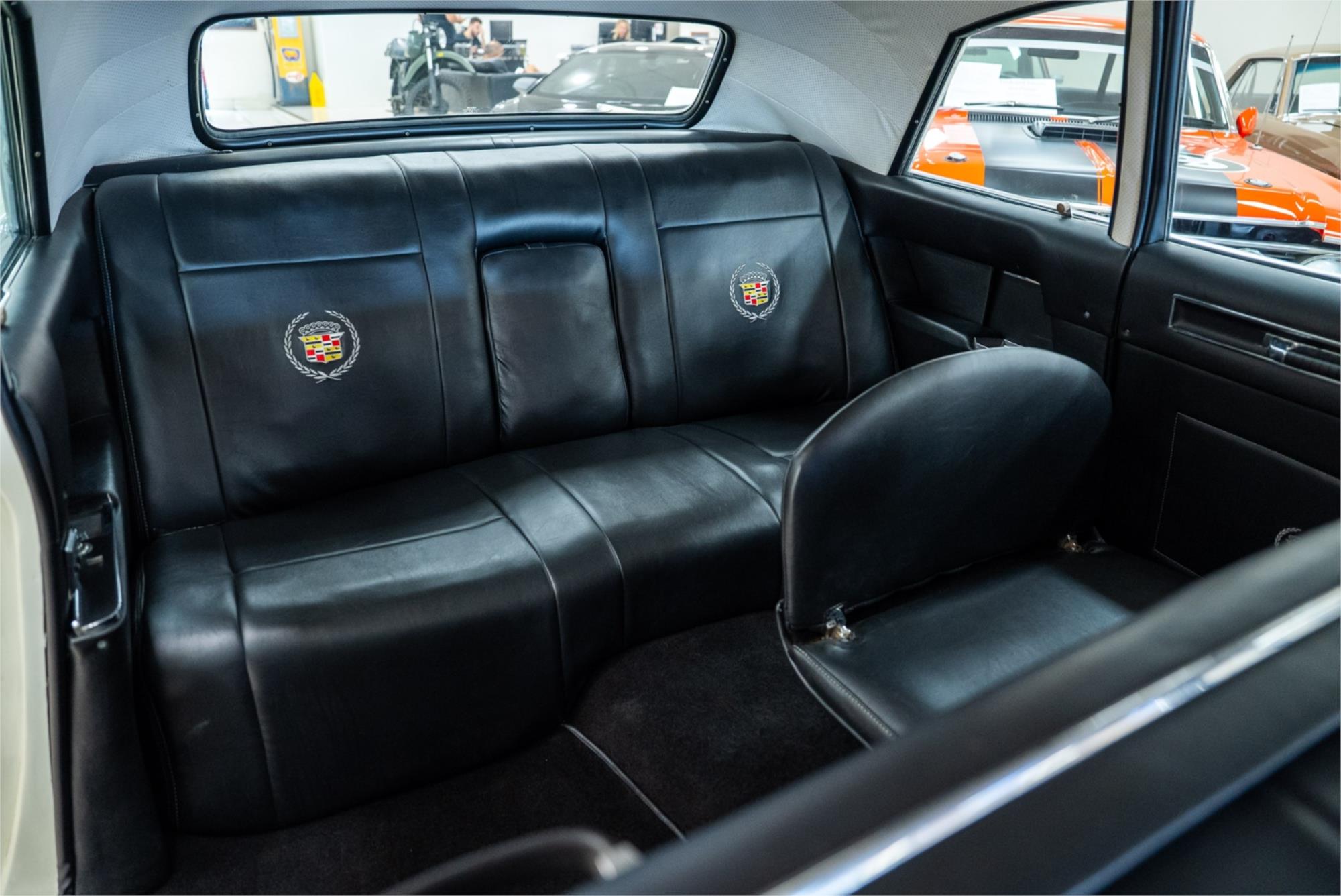 1964 CADILLAC FLEETWOOD SERIES 75 3 SP AUTOMATIC 4D SEDAN