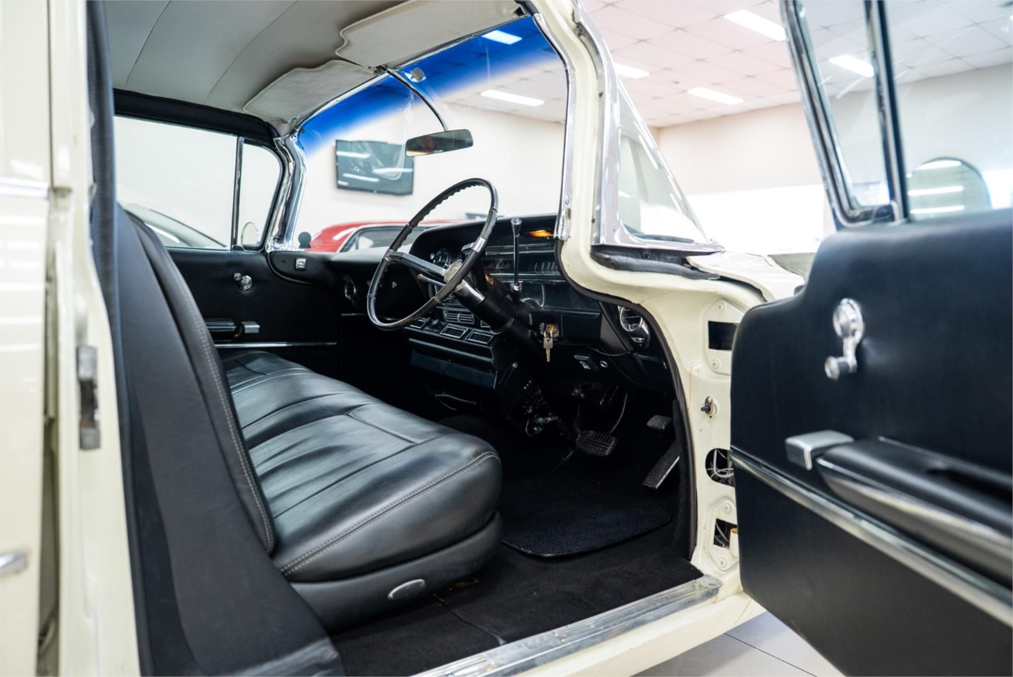 1964 CADILLAC FLEETWOOD SERIES 75 3 SP AUTOMATIC 4D SEDAN