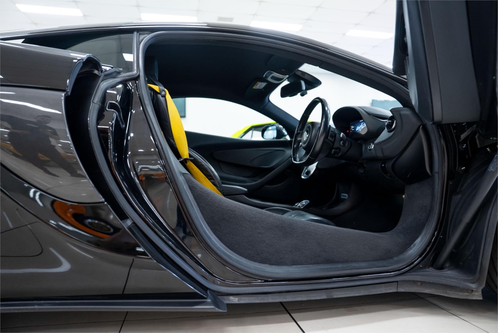 2017 MCLAREN 540C 7 SP AUTO DUAL CLUTCH SEDAN
