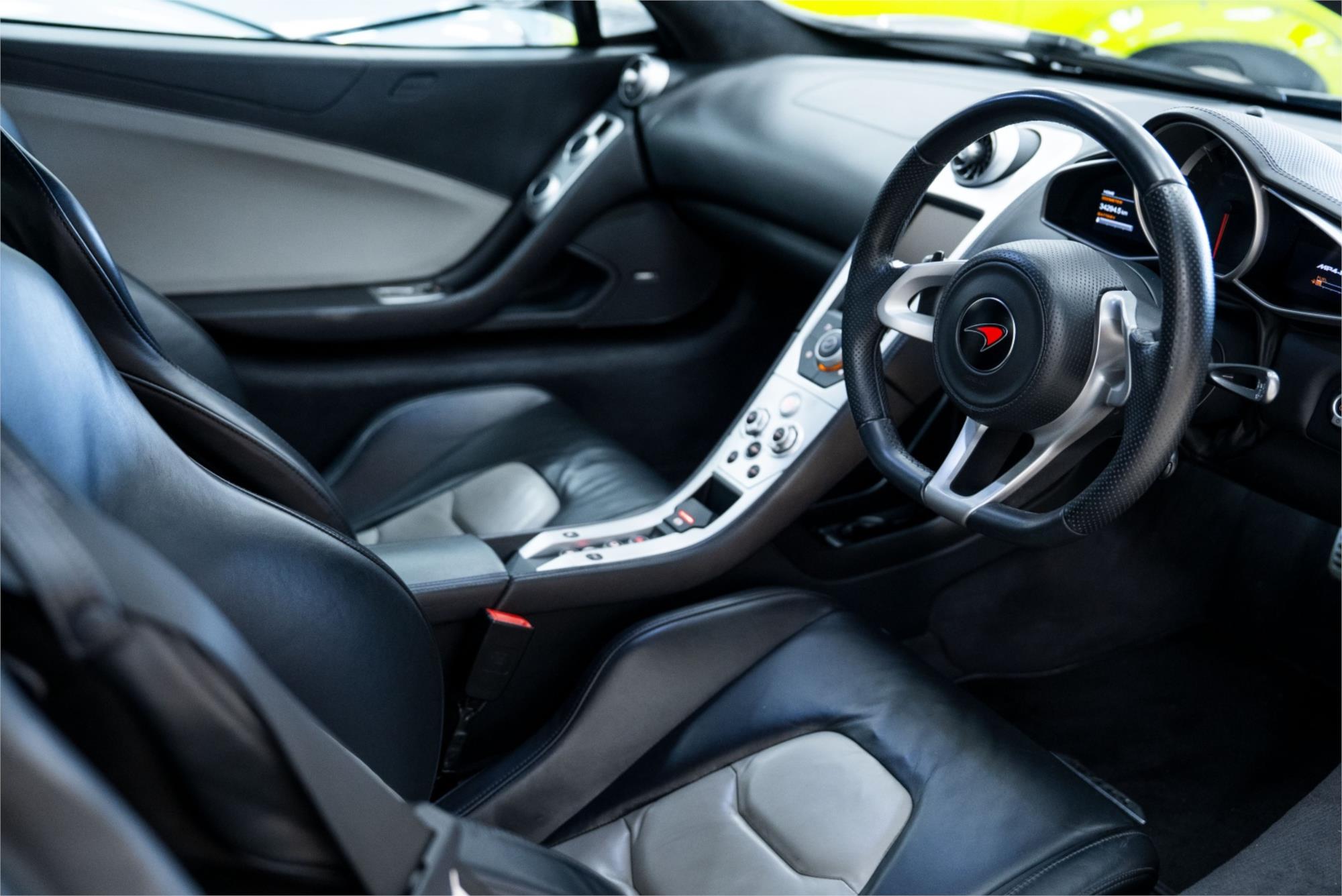 2011 MCLAREN MP4-12C 7 SP AUTOMATIC SEDAN