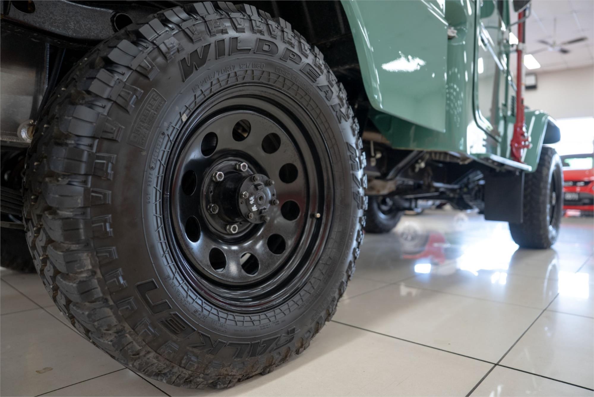 1980 TOYOTA LANDCRUISER (4x4) 4 SP MANUAL 4X4 P/UP