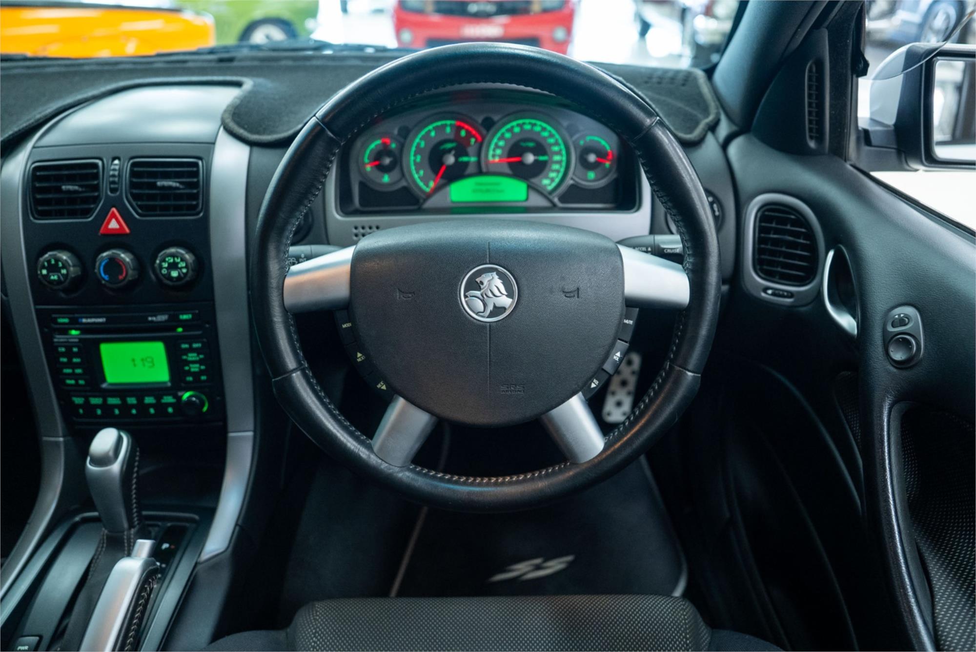 2004 HOLDEN COMMODORE VZ SS 4 SP AUTOMATIC 4D SEDAN