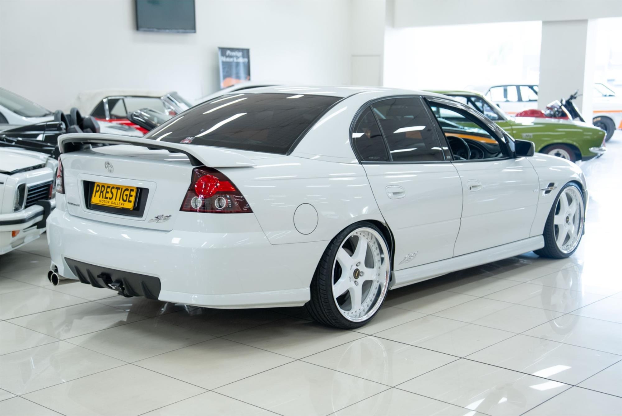 2004 HOLDEN COMMODORE VZ SS 4 SP AUTOMATIC 4D SEDAN