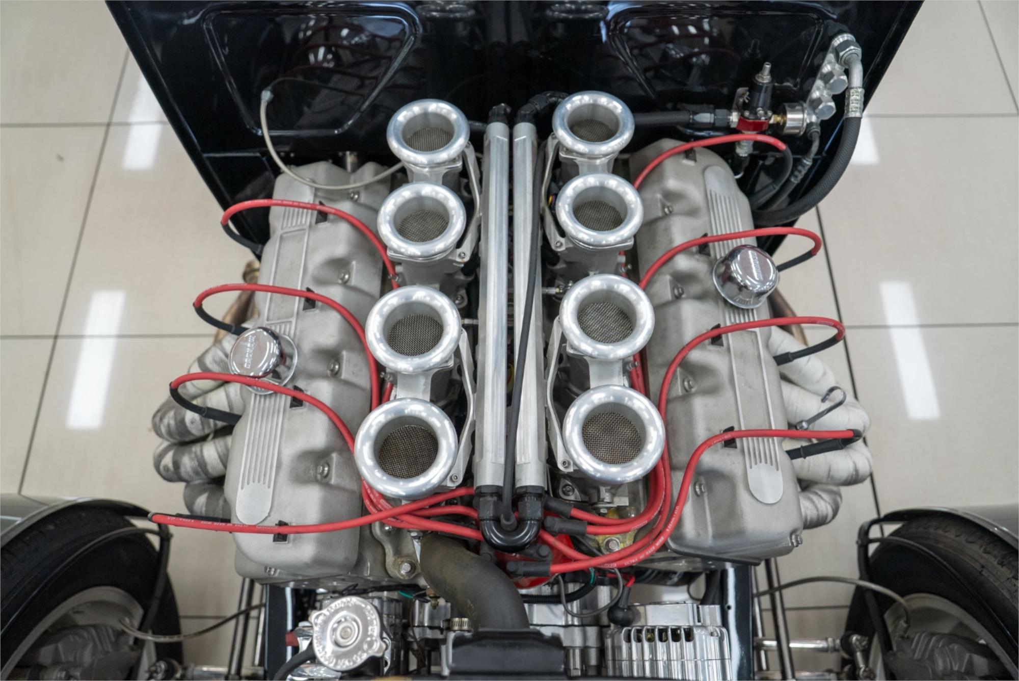 1933 FORD HOT ROD MANUAL 2D ROADSTER