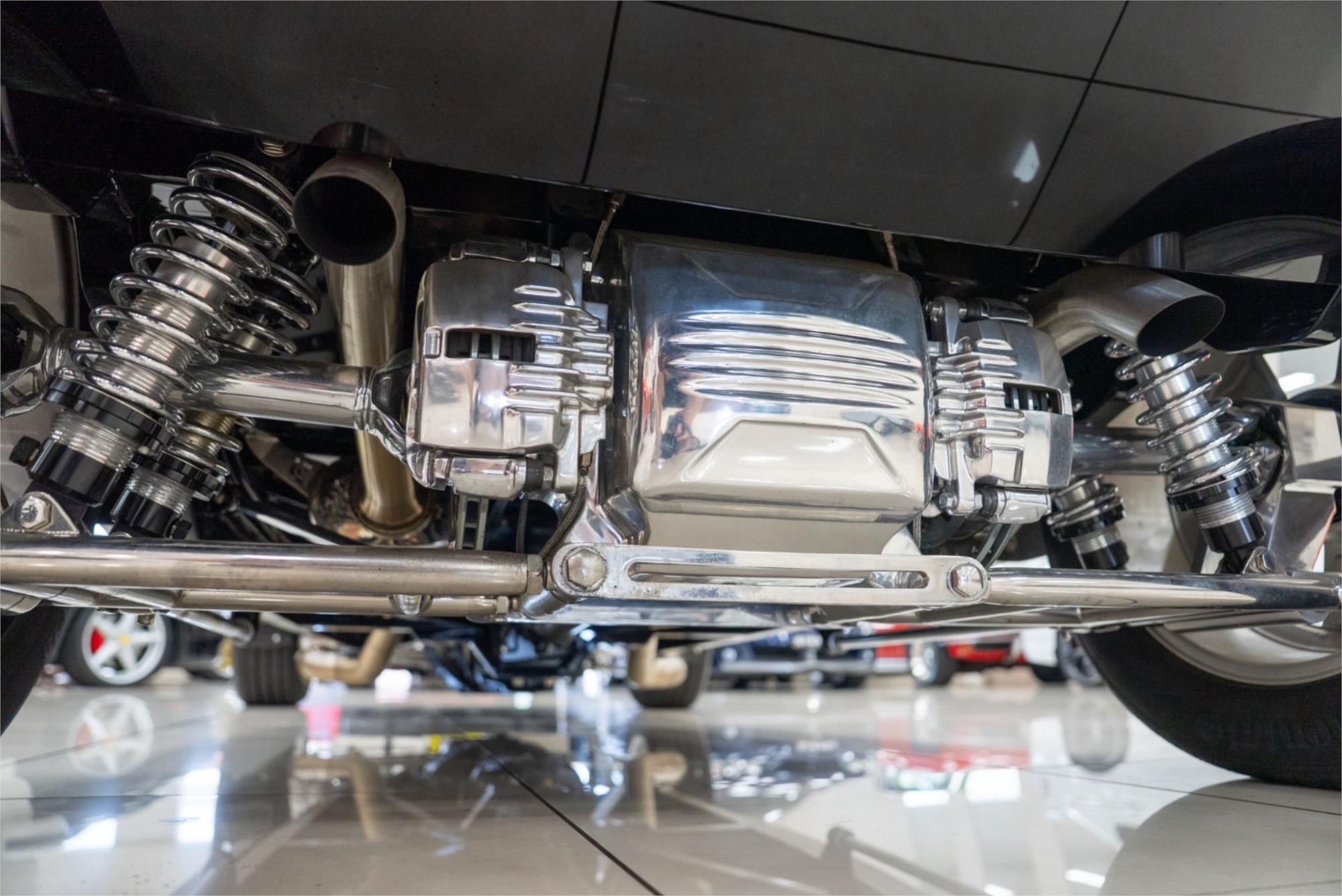 1933 FORD HOT ROD MANUAL 2D ROADSTER