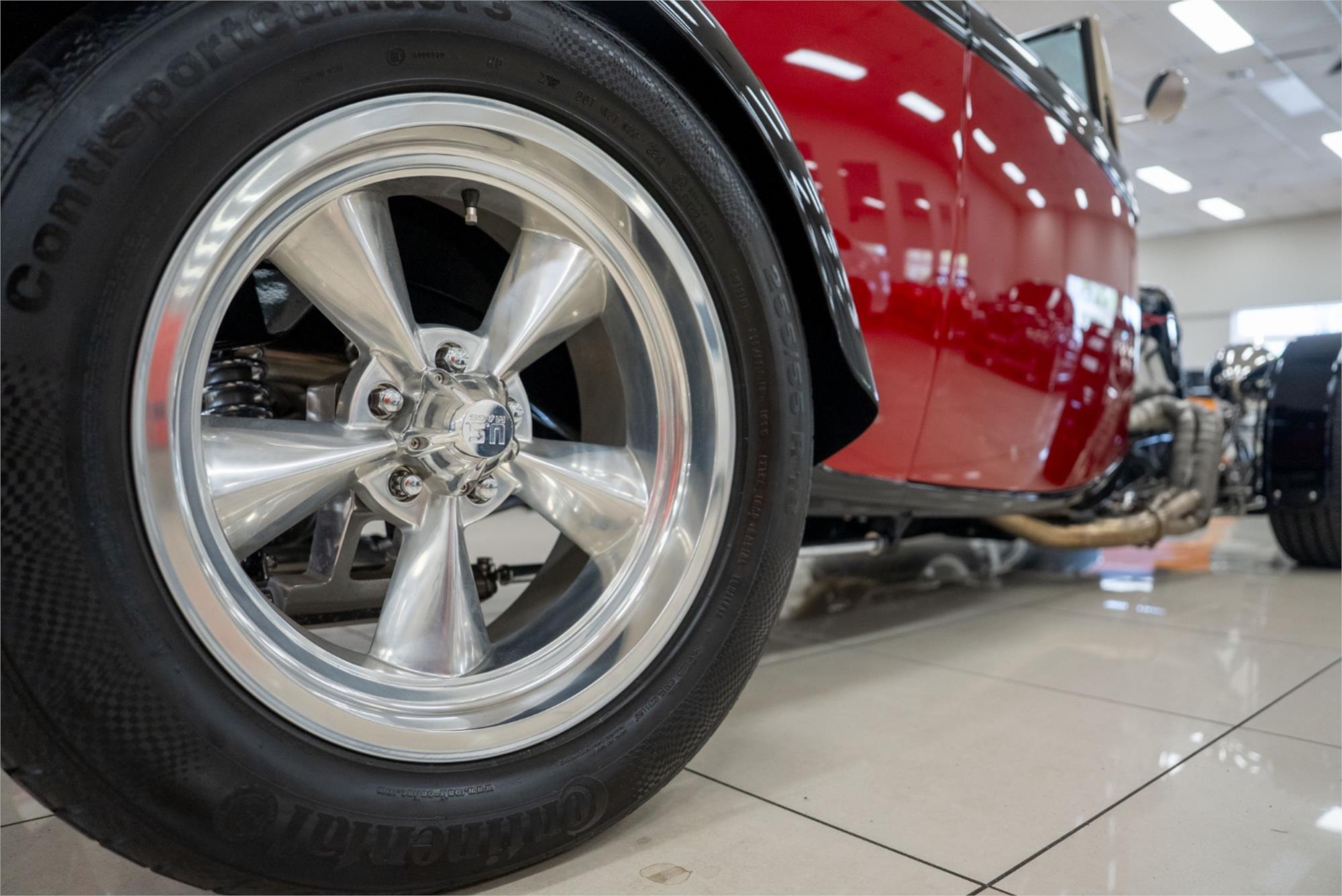 1933 FORD HOT ROD MANUAL 2D ROADSTER