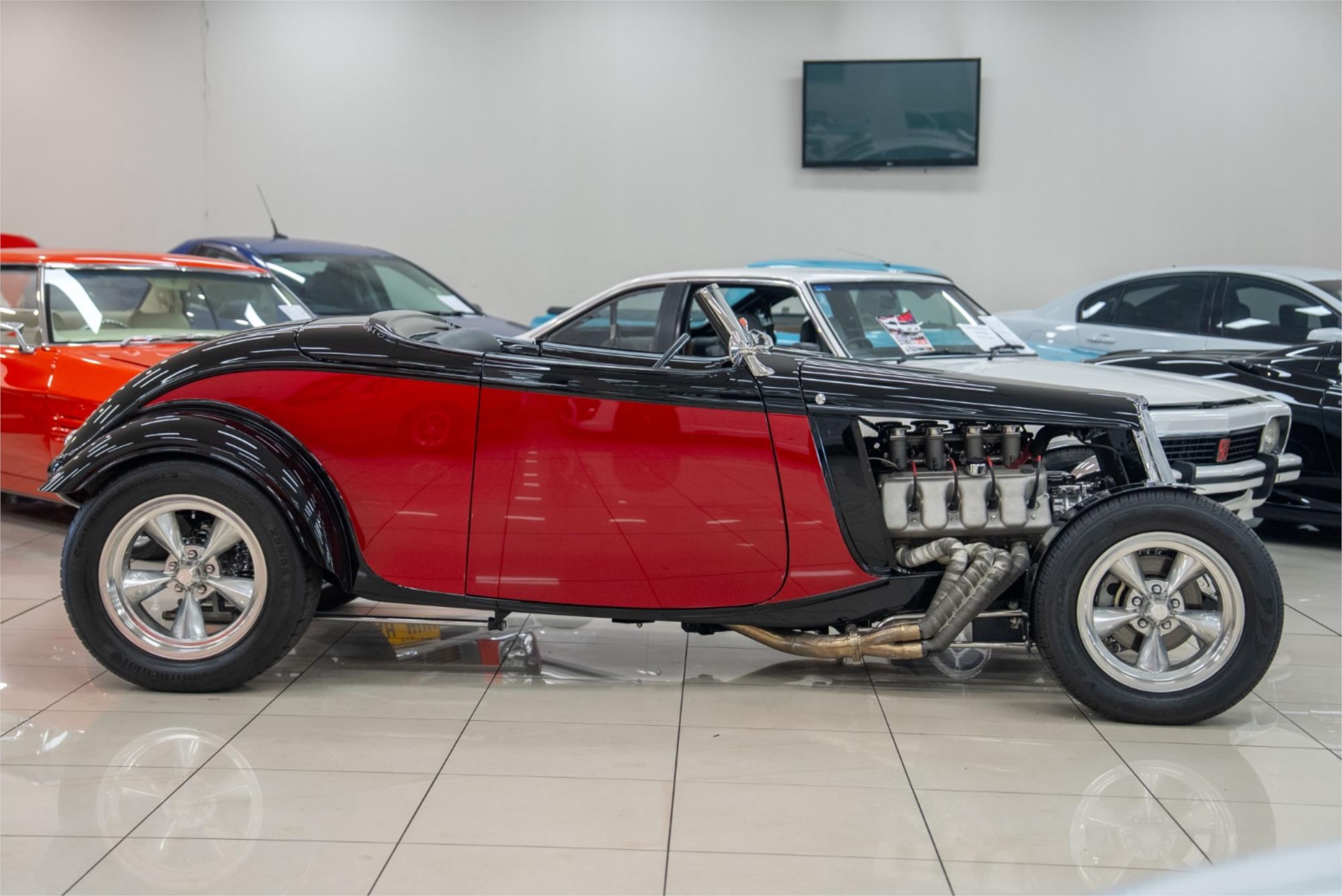 1933 FORD HOT ROD MANUAL 2D ROADSTER