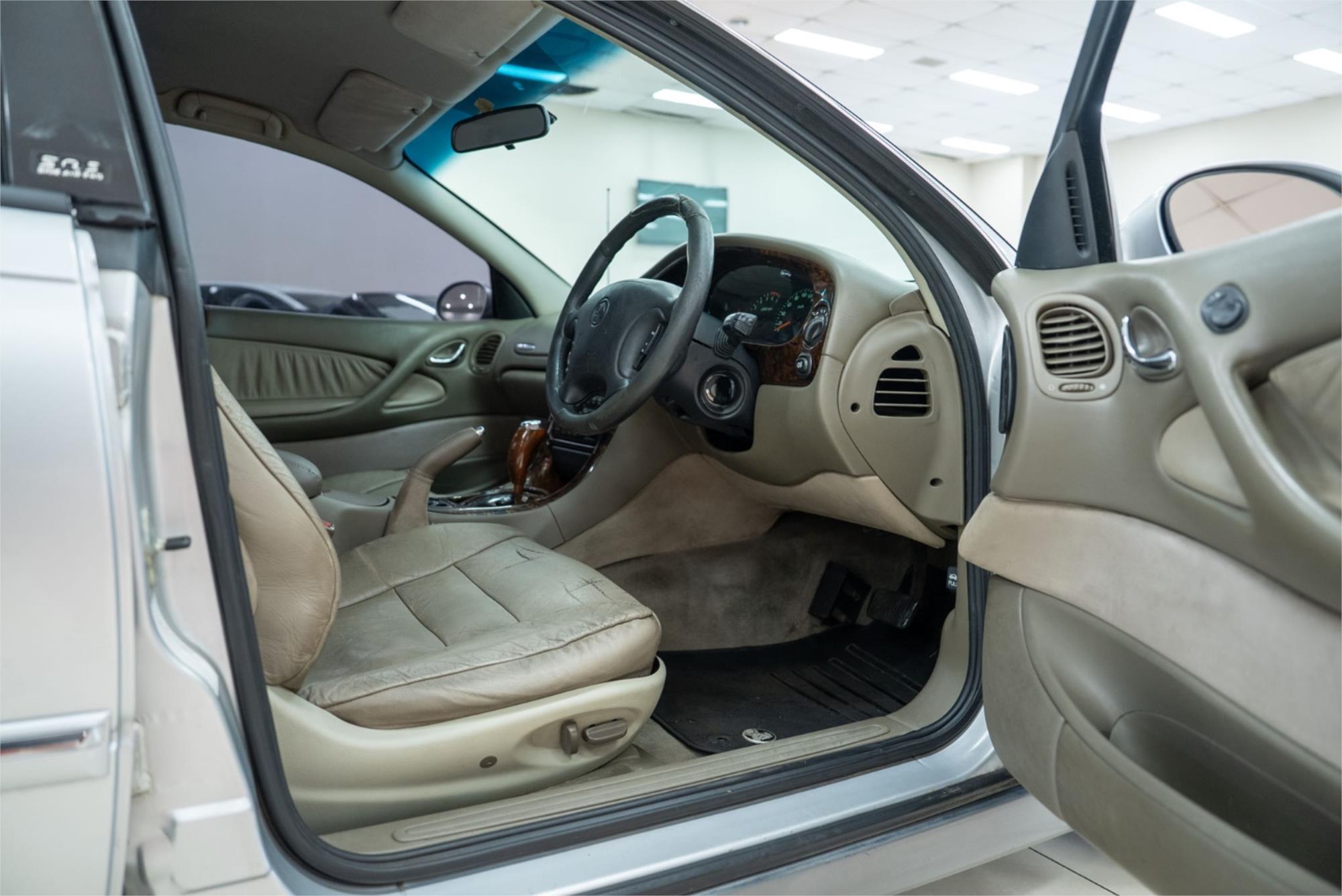 2000 HOLDEN CALAIS VX 4 SP AUTOMATIC 4D SEDAN