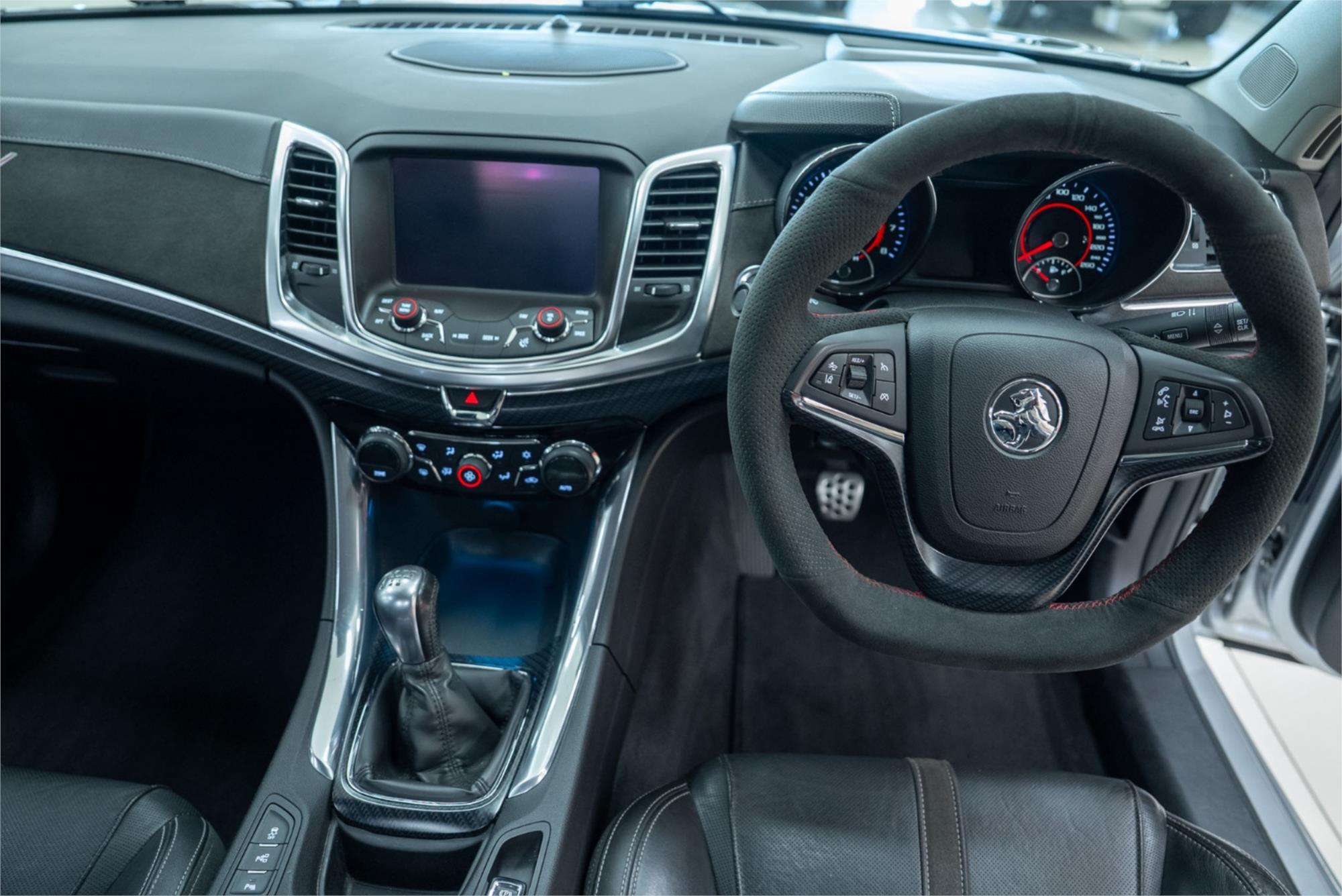 2015 HOLDEN UTE VF II SS-V REDLINE 6 SP MANUAL UTILITY