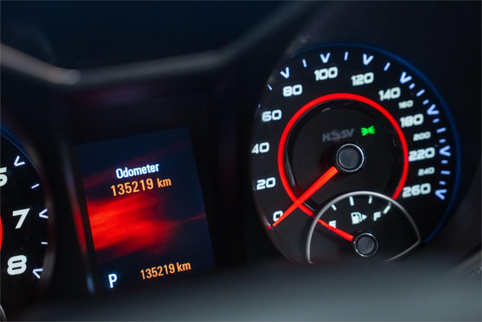 2013 HSV MALOO GEN F R8 6 SP AUTOMATIC UTILITY