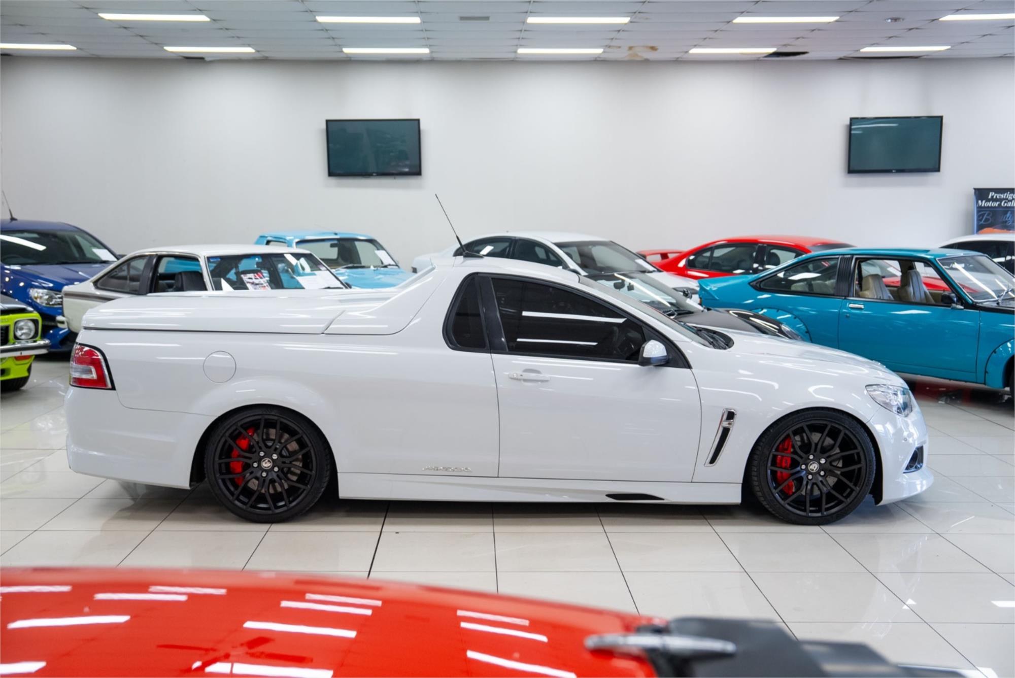 2013 HSV MALOO GEN F R8 6 SP AUTOMATIC UTILITY