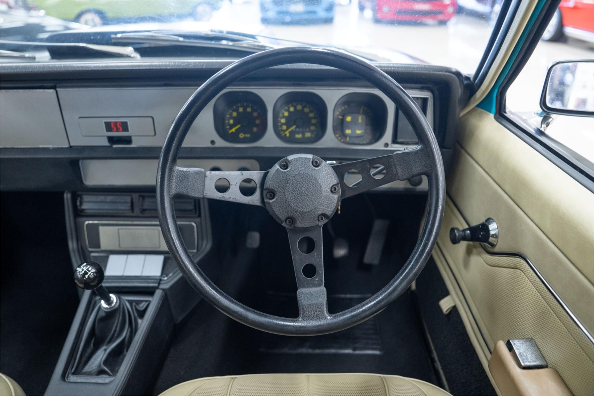 1976 HOLDEN TORANA LX SS 4 SP MANUAL 2D LIFTBACK