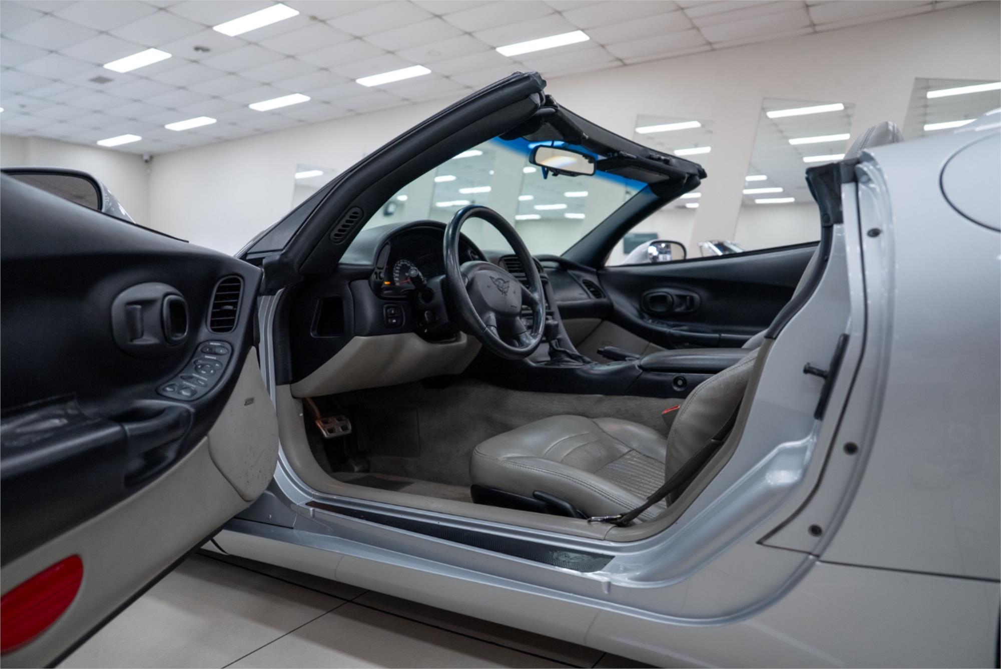 1998 CHEVROLET CORVETTE C5 4 SP AUTOMATIC CONVERTIBLE