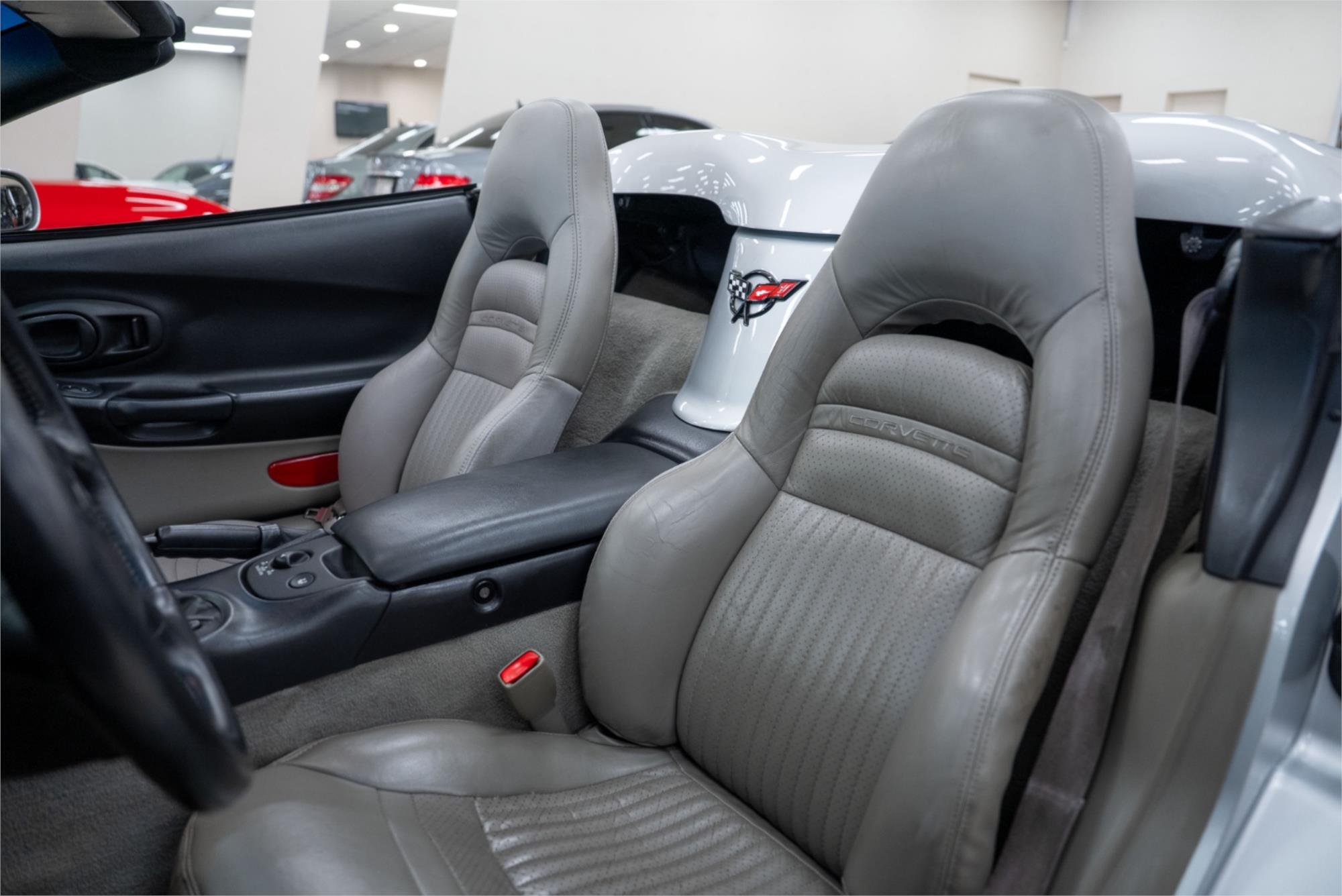 1998 CHEVROLET CORVETTE C5 4 SP AUTOMATIC CONVERTIBLE