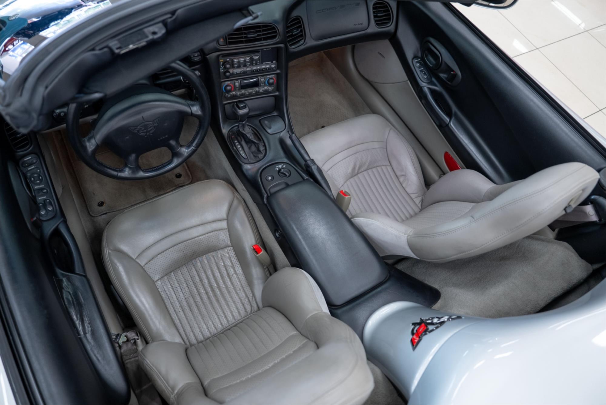 1998 CHEVROLET CORVETTE C5 4 SP AUTOMATIC CONVERTIBLE