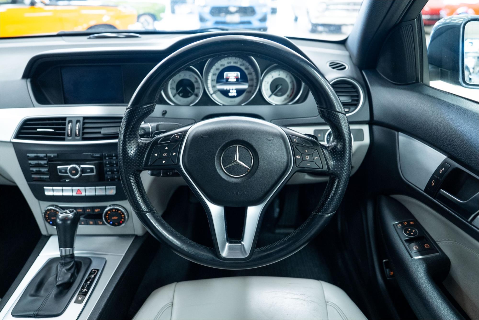 2013 MERCEDES-BENZ C250 C204 MY13 SPORT BE 7 SP AUTOMATIC G-TRONIC SEDAN