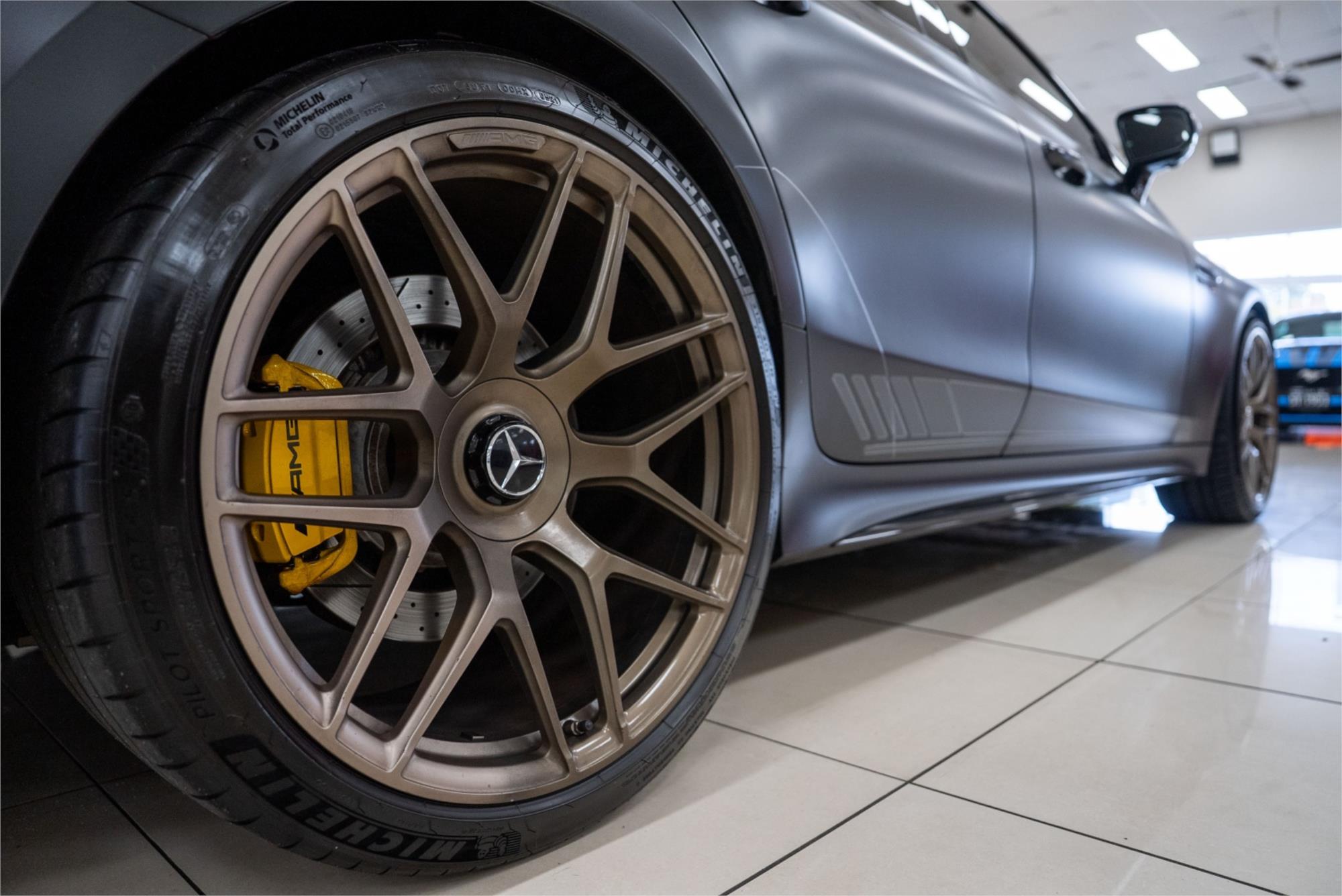 2019 MERCEDES-AMG GT X290 MY19 63 S 4MATIC+ EDITION 1 9 SP AUTO MULTI CLUTCH 4D COUPE