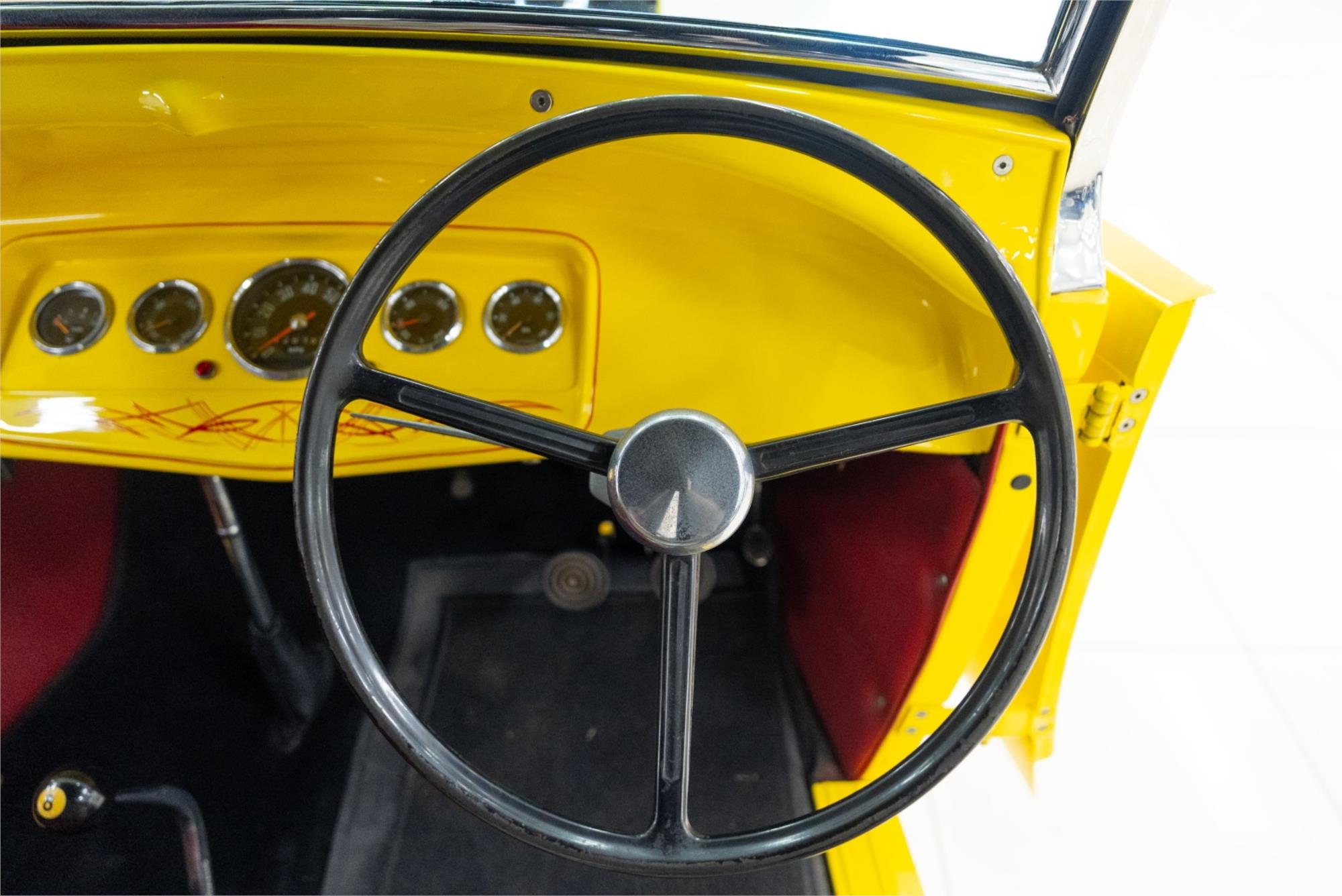 1932 FORD HOT ROD 3 SP TOPLOADER 2D ROADSTER