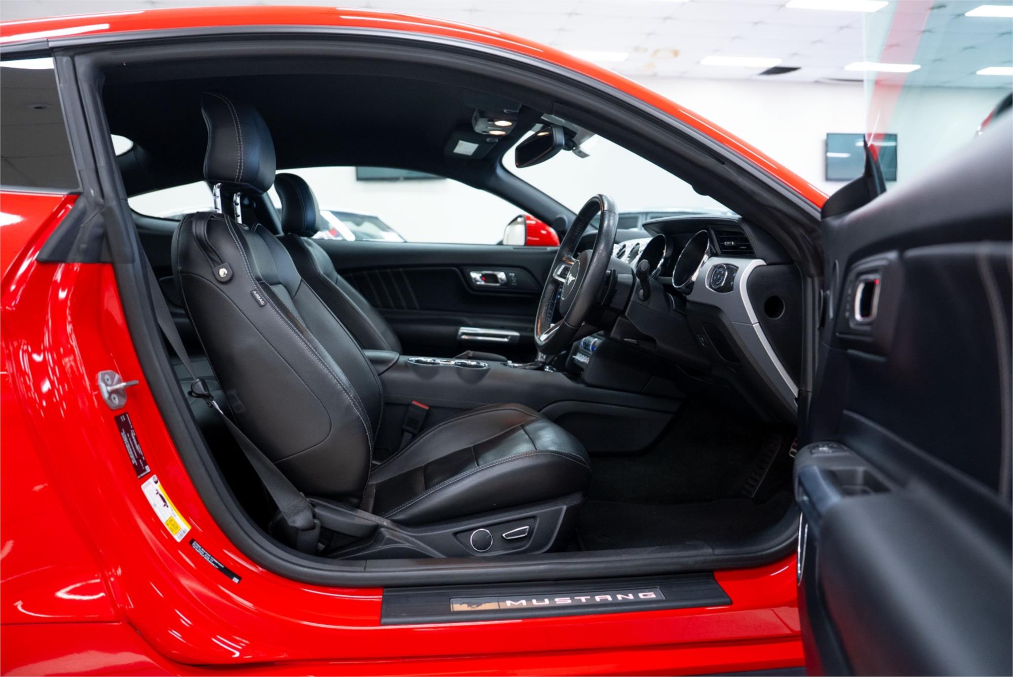 2017 FORD MUSTANG FM MY17 FASTBACK GT 5.0 V8 6 SP AUTOMATIC SEDAN