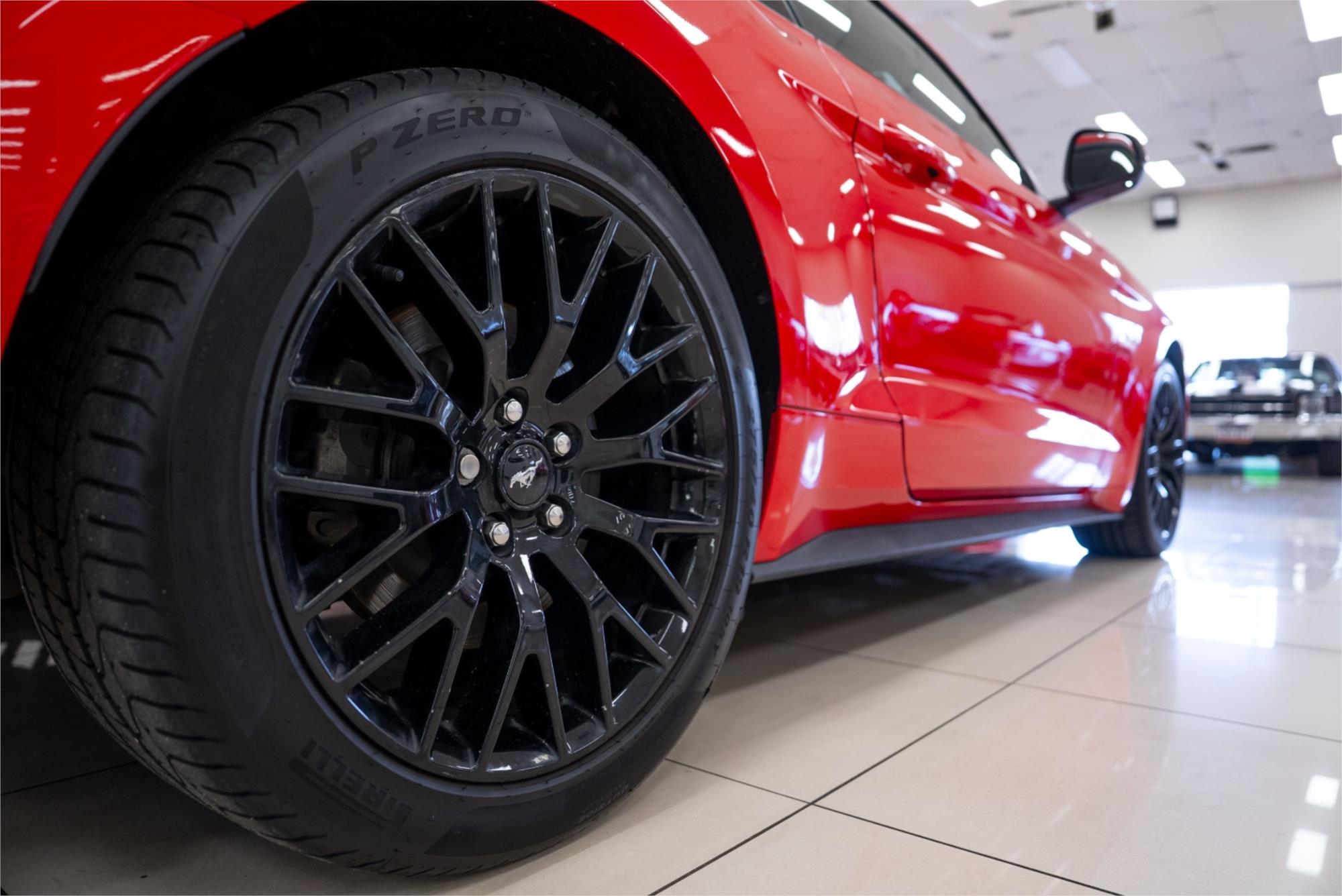 2017 FORD MUSTANG FM MY17 FASTBACK GT 5.0 V8 6 SP AUTOMATIC SEDAN