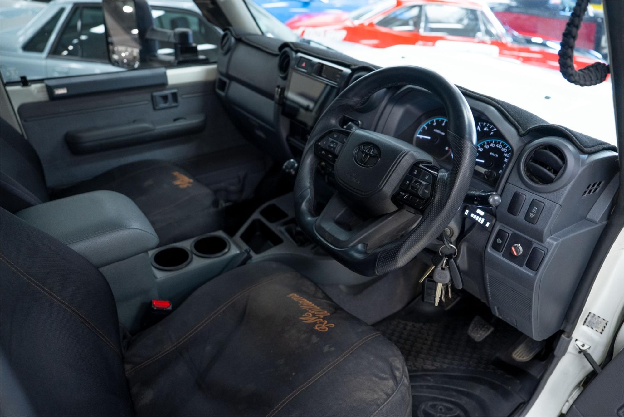 2020 TOYOTA LANDCRUISER VDJ79R GXL (4X4) 5 SP MANUAL C/CHAS