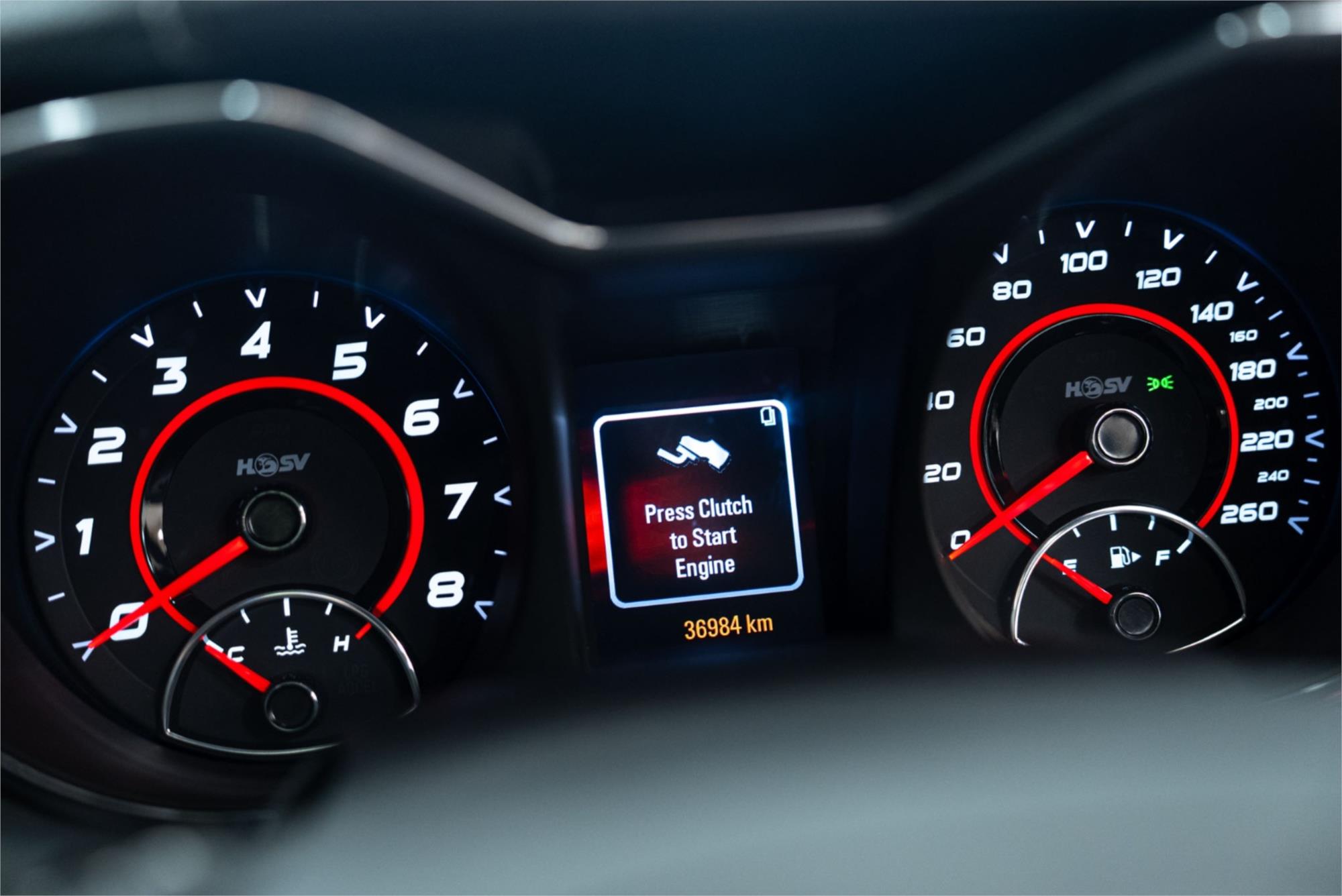 2016 HSV MALOO GEN-F2 R8 SV BLACK LS3 6 SP AUTO ACTIVE SELECT UTILITY