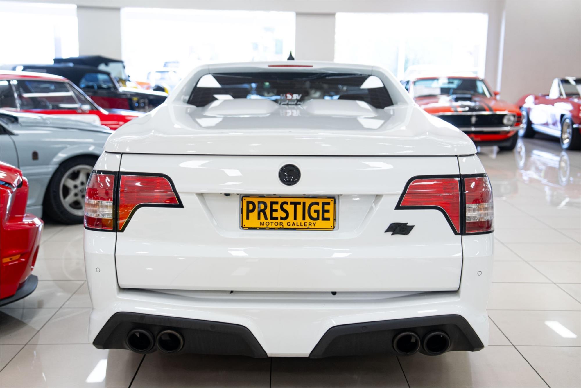 2016 HSV MALOO GEN-F2 R8 SV BLACK LS3 6 SP AUTO ACTIVE SELECT UTILITY