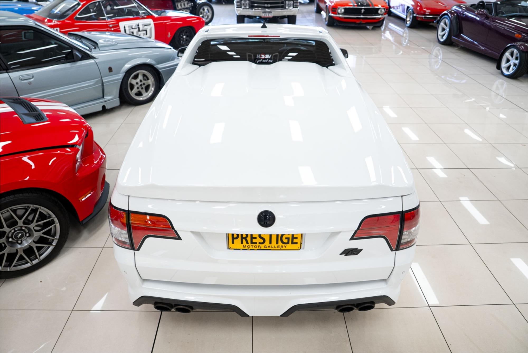 2016 HSV MALOO GEN-F2 R8 SV BLACK LS3 6 SP AUTO ACTIVE SELECT UTILITY