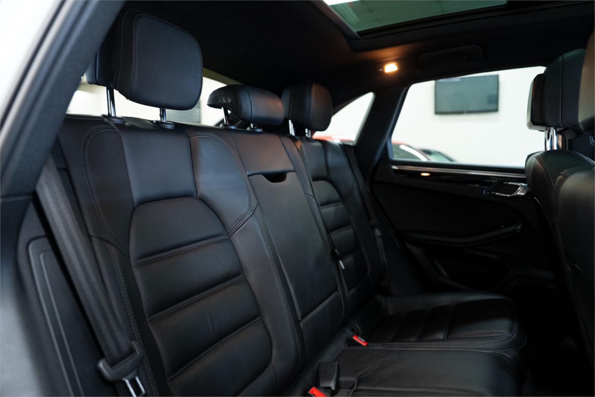2014 PORSCHE MACAN MY15 S DIESEL 7 SP AUTO DUAL CLUTCH 4D WAGON